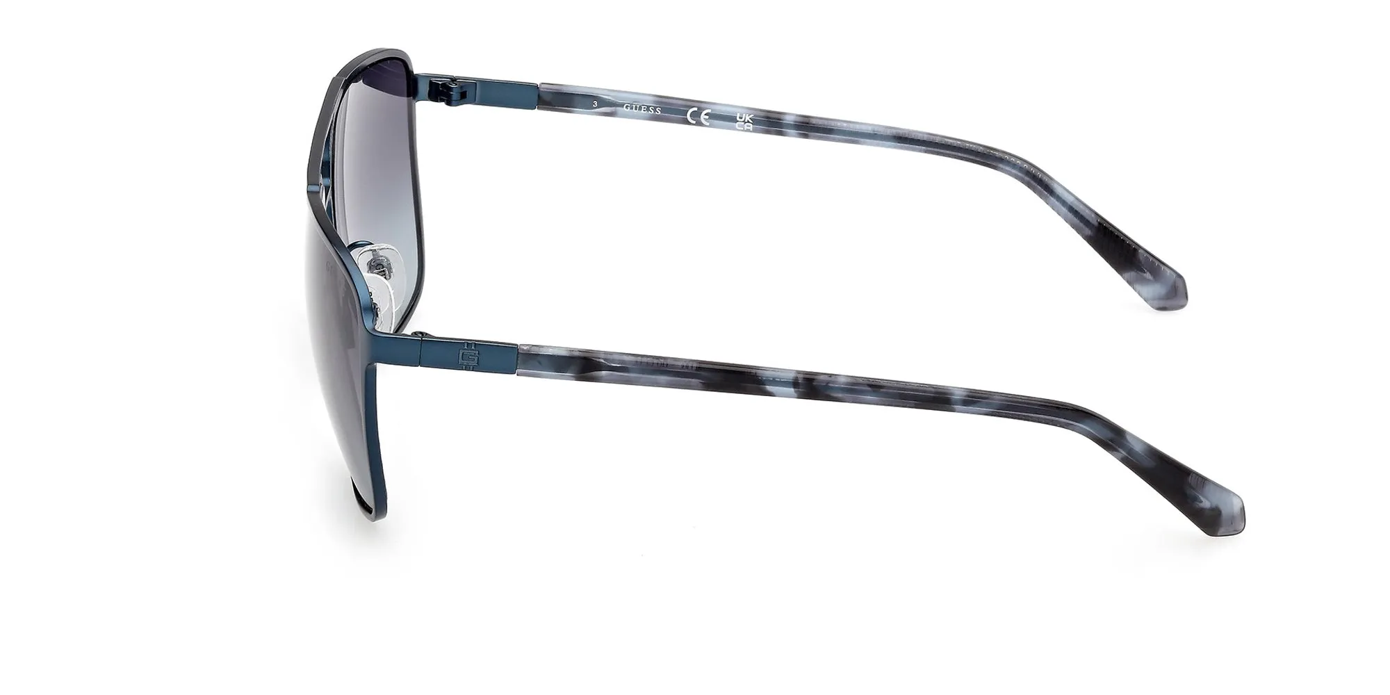 Guess GU00210